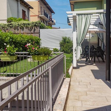 Blau Vacanze 佩斯基耶拉德加达 外观 照片